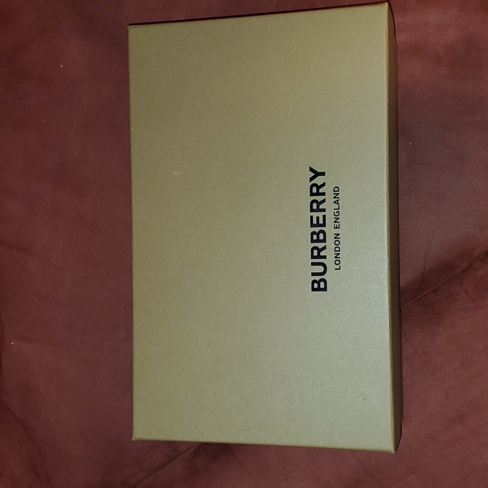 Burberry Shoes NWT